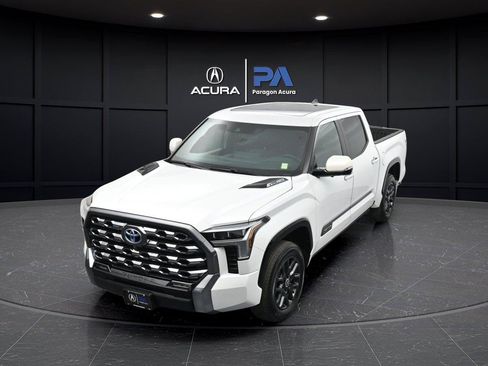 Used 2024 Toyota Tundra Platinum AWD/4WD image 40