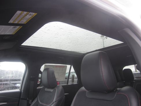 New 2026 Ford Explorer ST w/ Sun And Sound Package AWD/4WD image 17