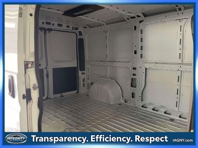 Used 2025 RAM ProMaster 2500 w/ Convenience Group FWD image 15