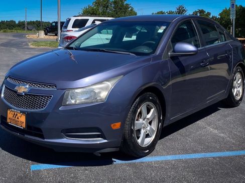 Used 2014 Chevrolet Cruze LT FWD image 14