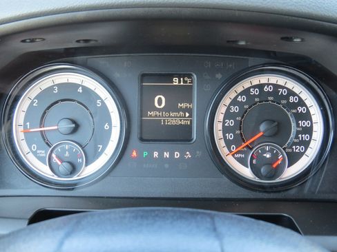 Used 2018 RAM 2500 Tradesman w/ Chrome Appearance Group AWD/4WD image 15