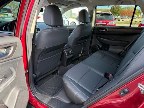 Used 2016 Subaru Outback 2.5i Limited AWD/4WD image 33