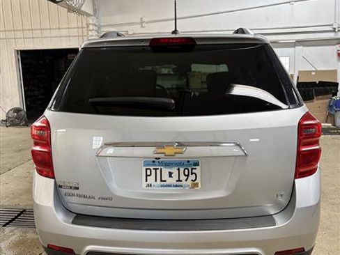Used 2017 Chevrolet Equinox LT w/ Convenience Package AWD/4WD image 22