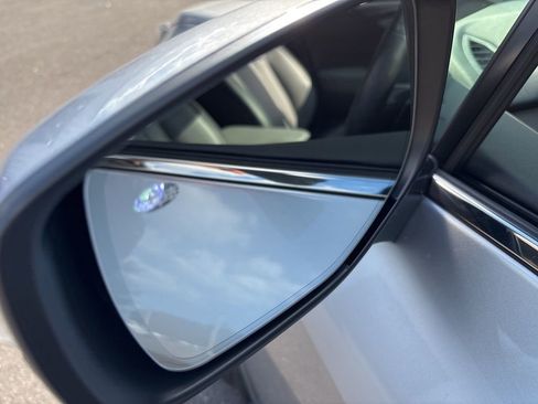 Used 2021 Subaru Outback Limited image 33