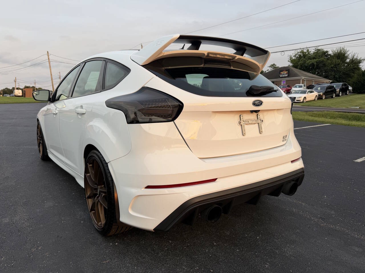 Used 2017 Ford Focus RS AWD/4WD image 4