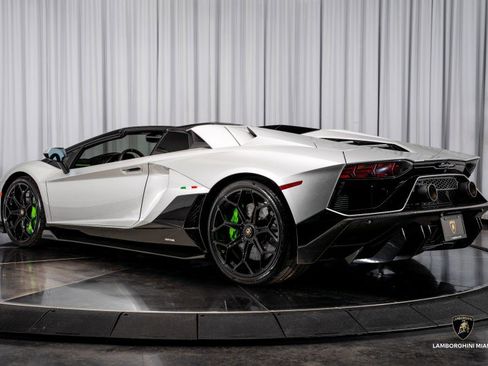 Used 2022 Lamborghini Aventador LP 780-4 Ultimae image 28