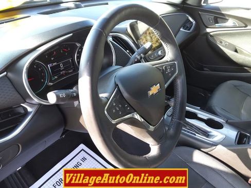 Used 2016 Chevrolet Malibu LT w/ Driver Confidence Package image 12