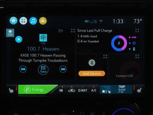 Used 2021 Chevrolet Bolt Premier w/ Infotainment Package image 26