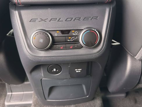 Used 2025 Ford Explorer ST w/ Sun And Sound Package RWD image 17