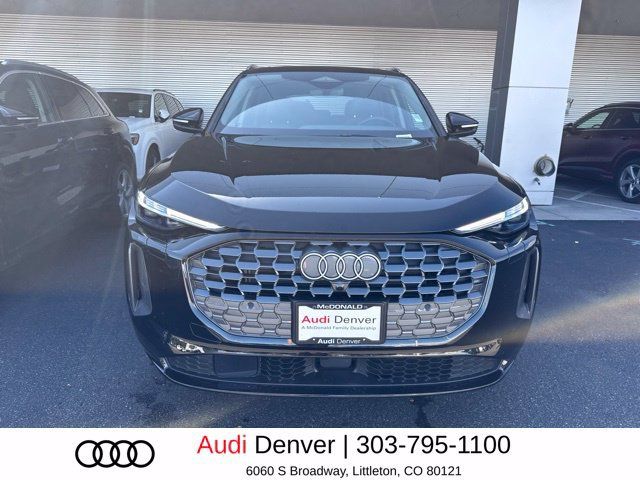 Used 2025 Audi Q5 Premium Plus w/ Premium Plus AWD/4WD image 2