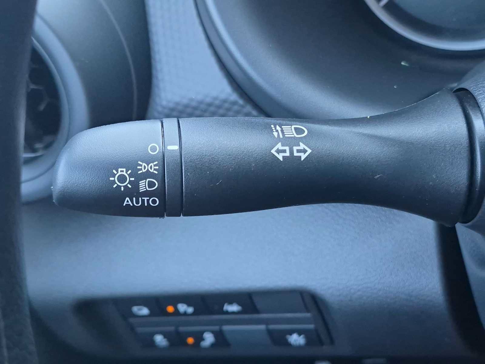 Used 2025 Nissan Kicks Play S FWD image 25