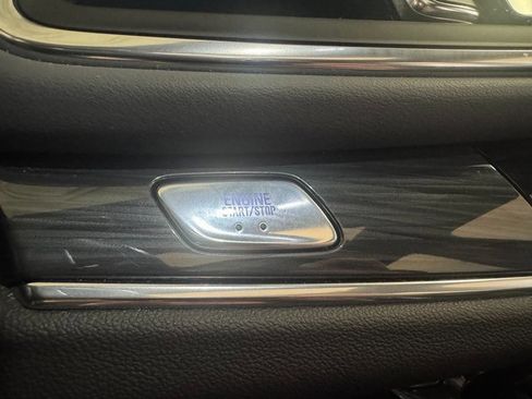 Used 2024 Buick Enclave Essence w/ Experience Buick Package image 11