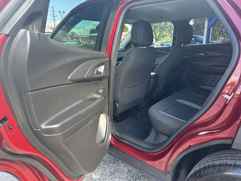 Used 2023 Chevrolet TrailBlazer LT w/ Convenience Package image 25