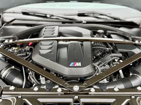 Used 2024 BMW M4 Competition RWD image 69