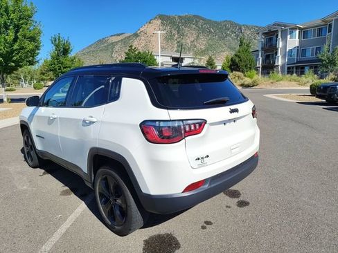 Used 2021 Jeep Compass Latitude AWD/4WD image 9