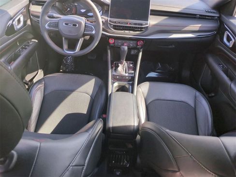 Used 2023 Jeep Compass Trailhawk image 27