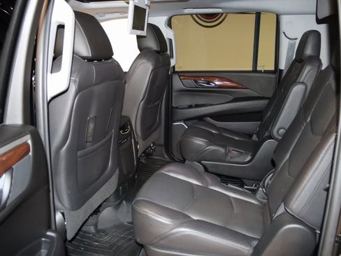 Used 2020 Cadillac Escalade ESV Premium Luxury image 53