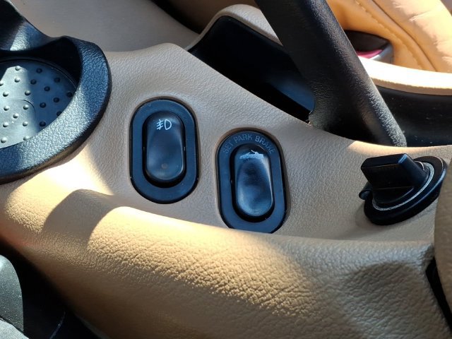 Used 1998 Ford Mustang GT RWD image 23