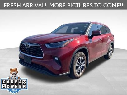 Used 2022 Toyota Highlander XLE