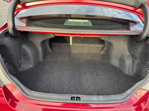 Used 2015 Toyota Camry XLE w/ Advanced Technology Package image 25