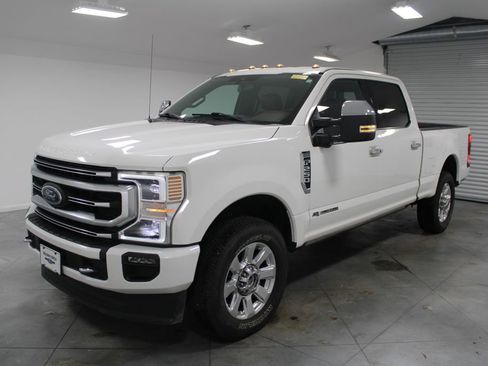 Used 2020 Ford F250 Platinum image 4