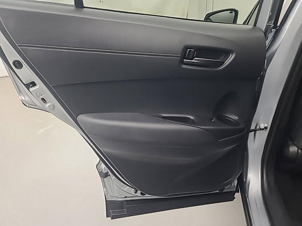 Used 2026 Toyota Corolla Cross LE FWD image 20