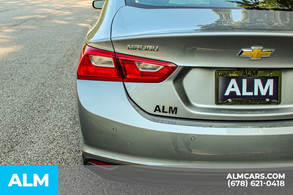 Used 2025 Chevrolet Malibu LT FWD image 12