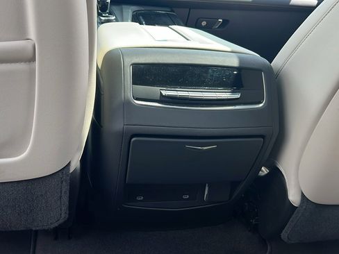 Used 2024 Cadillac Escalade Sport image 36