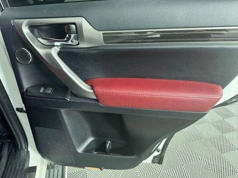 Used 2023 Lexus GX 460 Premium image 29