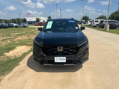 Certified 2025 Honda CR-V Sport image 3