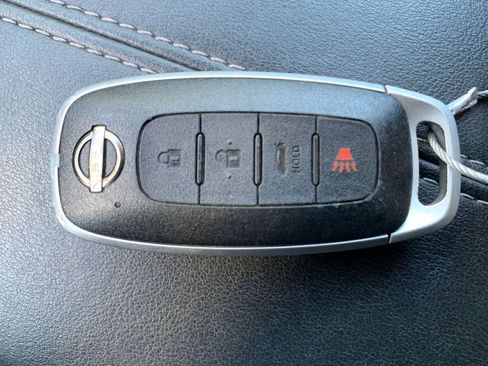 Used 2024 Nissan Sentra SV image 22