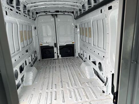 Used 2023 Ford Transit 250 148 High Roof Extended AWD image 20