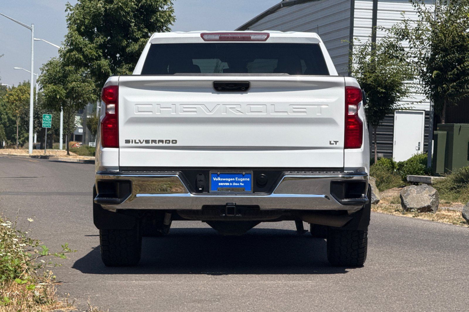 Used 2023 Chevrolet Silverado 1500 LT AWD/4WD image 4