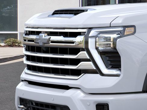 New 2026 Chevrolet Silverado 2500 High Country w/ Technology Package AWD/4WD image 15
