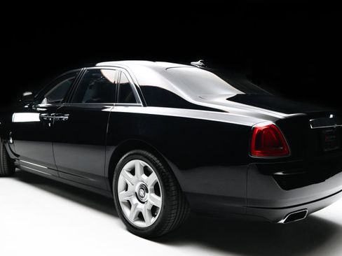 Used 2012 Rolls-Royce Ghost RWD image 28