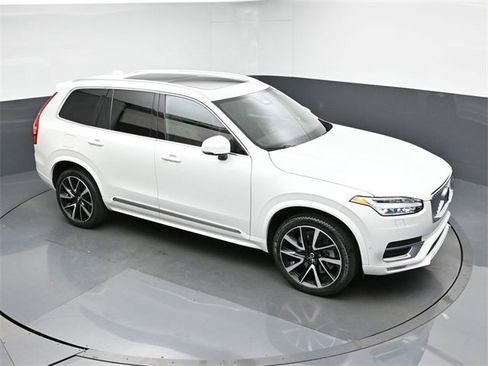 Used 2023 Volvo XC90 B6 Plus w/ Protection Package Premier image 44