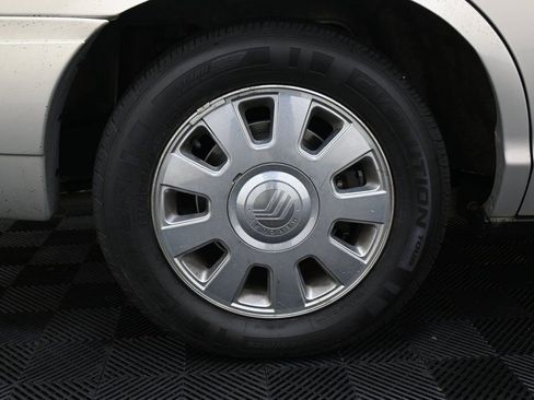 Used 2008 Mercury Grand Marquis LS image 31