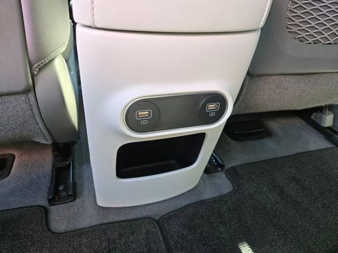 Used 2023 Hyundai Ioniq 5 SE image 17