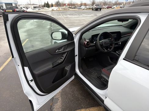 New 2026 Chevrolet Equinox RS w/ Convenience Package III image 9