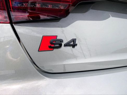 Used 2023 Audi S4 Premium Plus w/ Premium Plus Package image 8