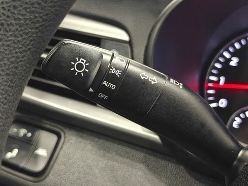 Used 2020 Kia Optima LX FWD image 31