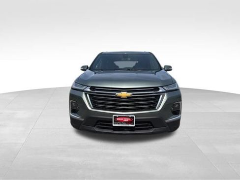 Used 2023 Chevrolet Traverse LT w/ LPO, Floor Liner Package AWD/4WD image 3