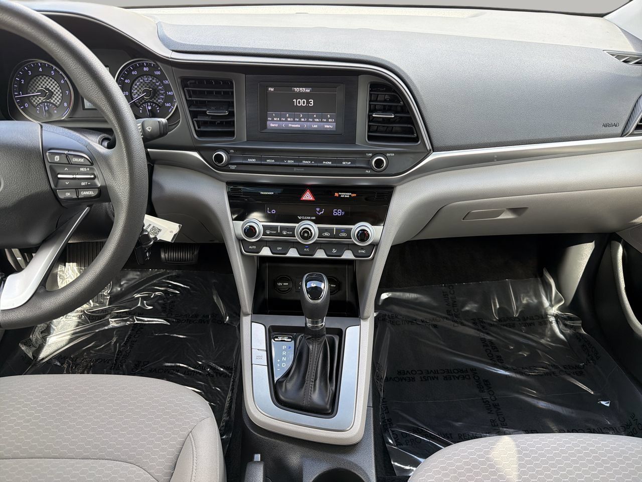 Used 2020 Hyundai Elantra SE FWD image 14