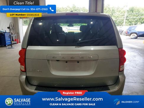 Used 2020 Dodge Grand Caravan SXT FWD image 8