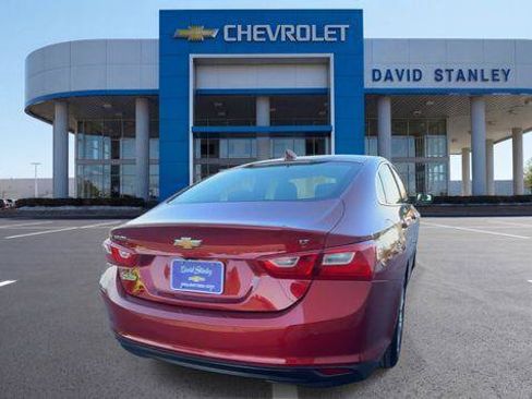 Used 2025 Chevrolet Malibu LT FWD image 7