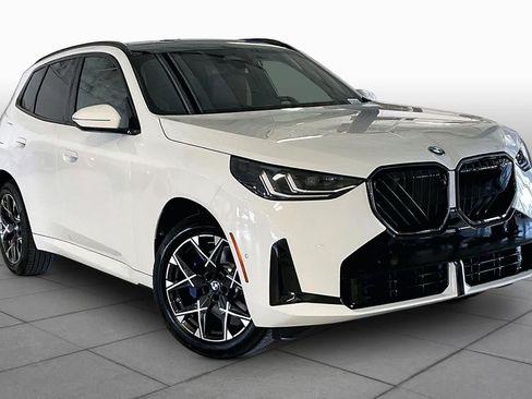 New 2026 BMW X3 xDrive30i w/ Premium Package AWD/4WD image 2