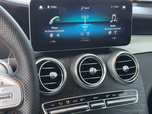 Used 2022 Mercedes-Benz GLC 43 AMG 4MATIC image 24