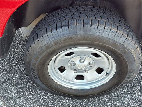 Used 2020 RAM 1500 Tradesman image 10