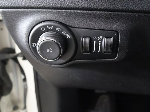 Used 2020 Jeep Compass Trailhawk image 34