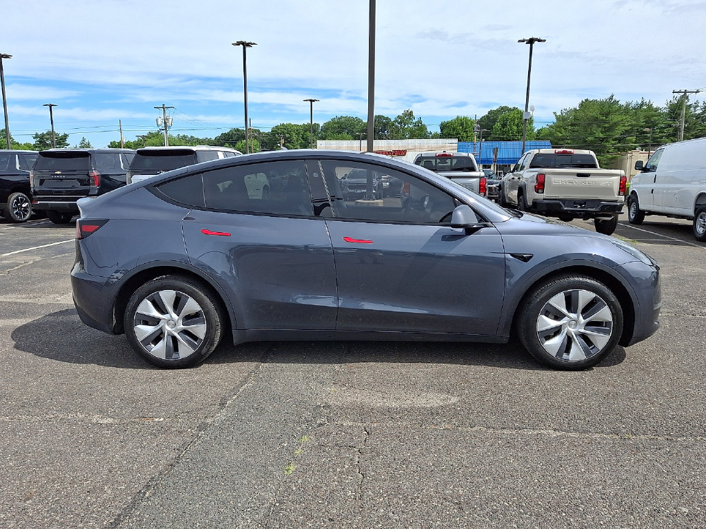 Used 2023 Tesla Model Y Long Range AWD/4WD image 12